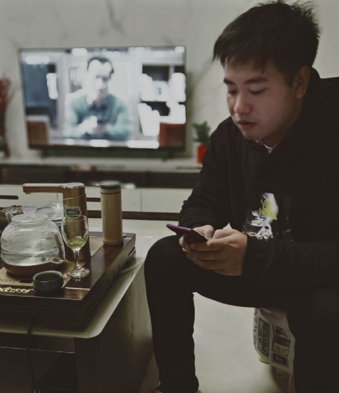 嗯今年能脱单吗的第一张照片--福州交友网