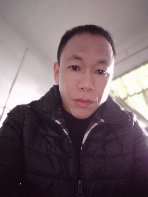 相信真爱的第一张照片--福州交友网