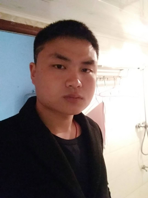 康康一下的第一张照片--福州交友网