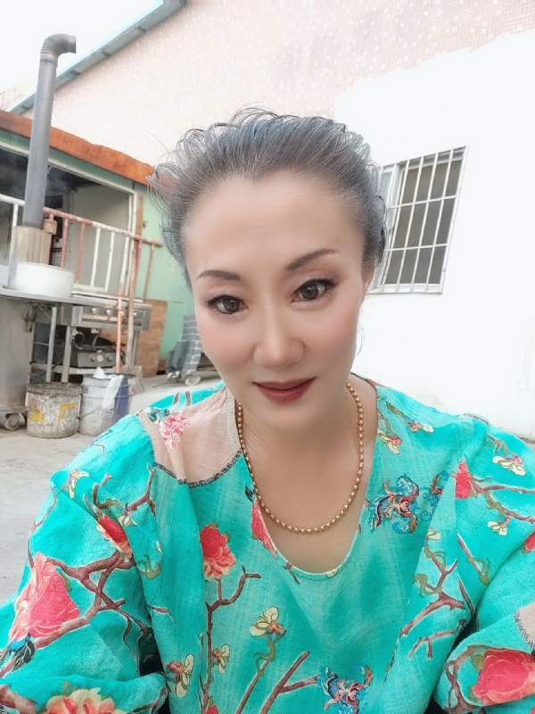 燕子的第三张照片--福州交友网