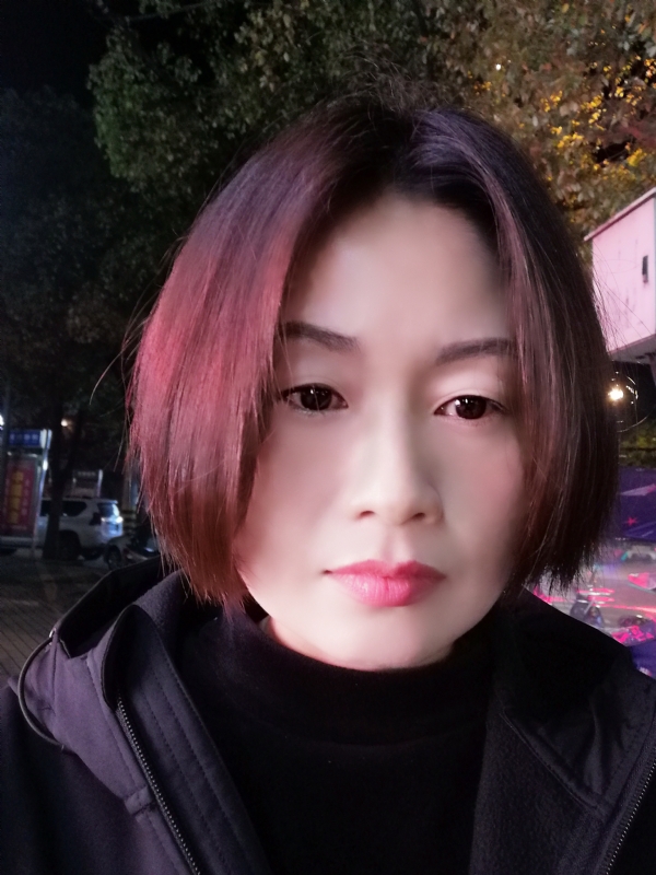 风中百合的第一张照片--福州交友网