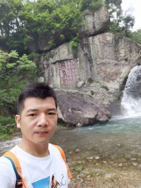 愿得一人心的第一张照片--福州交友网