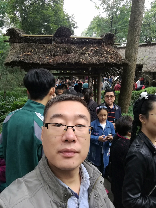 撑起一片天的第一张照片--福州交友网