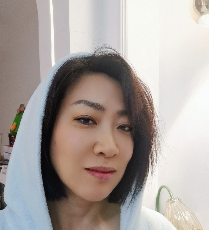 火玫瑰的第一张照片--福州交友网