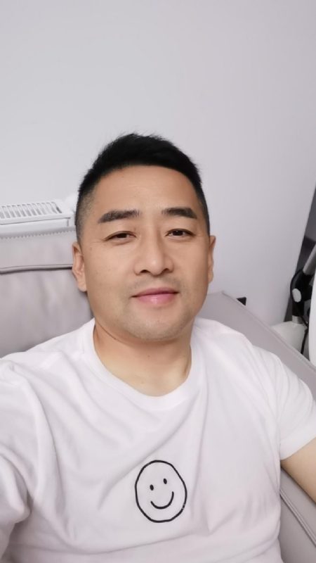 向阳而生的第一张照片--福州交友网