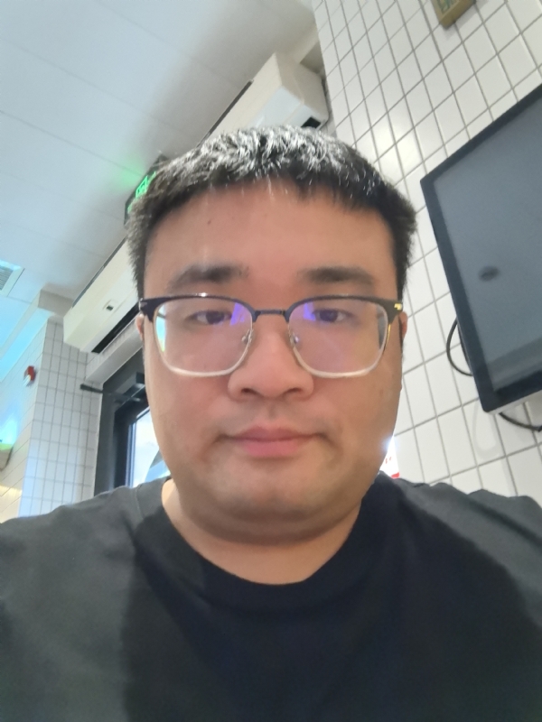 君临天下的第三张照片--福州交友网