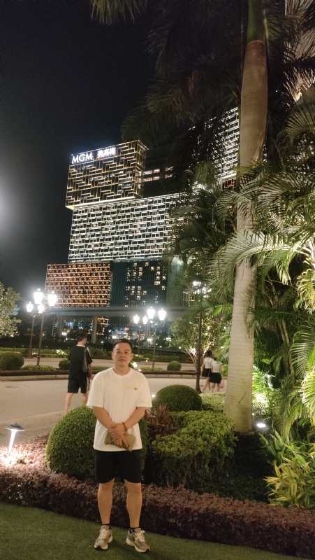 熟悉的身影的第一张照片--福州交友网