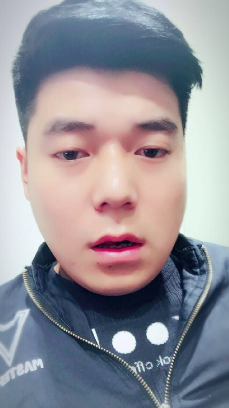 风向决定发型的第一张照片--福州交友网
